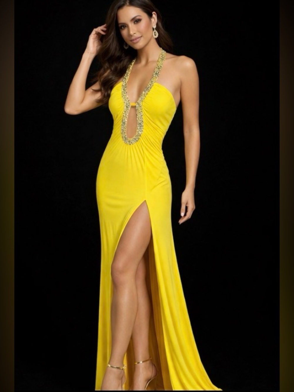 Women's Formal Beaded Gown, size 4, Yellow halter sequins full length prom